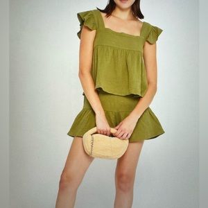 ♥️ GREEN Two Piece Kourt Shorts set ~ size Large ♥️